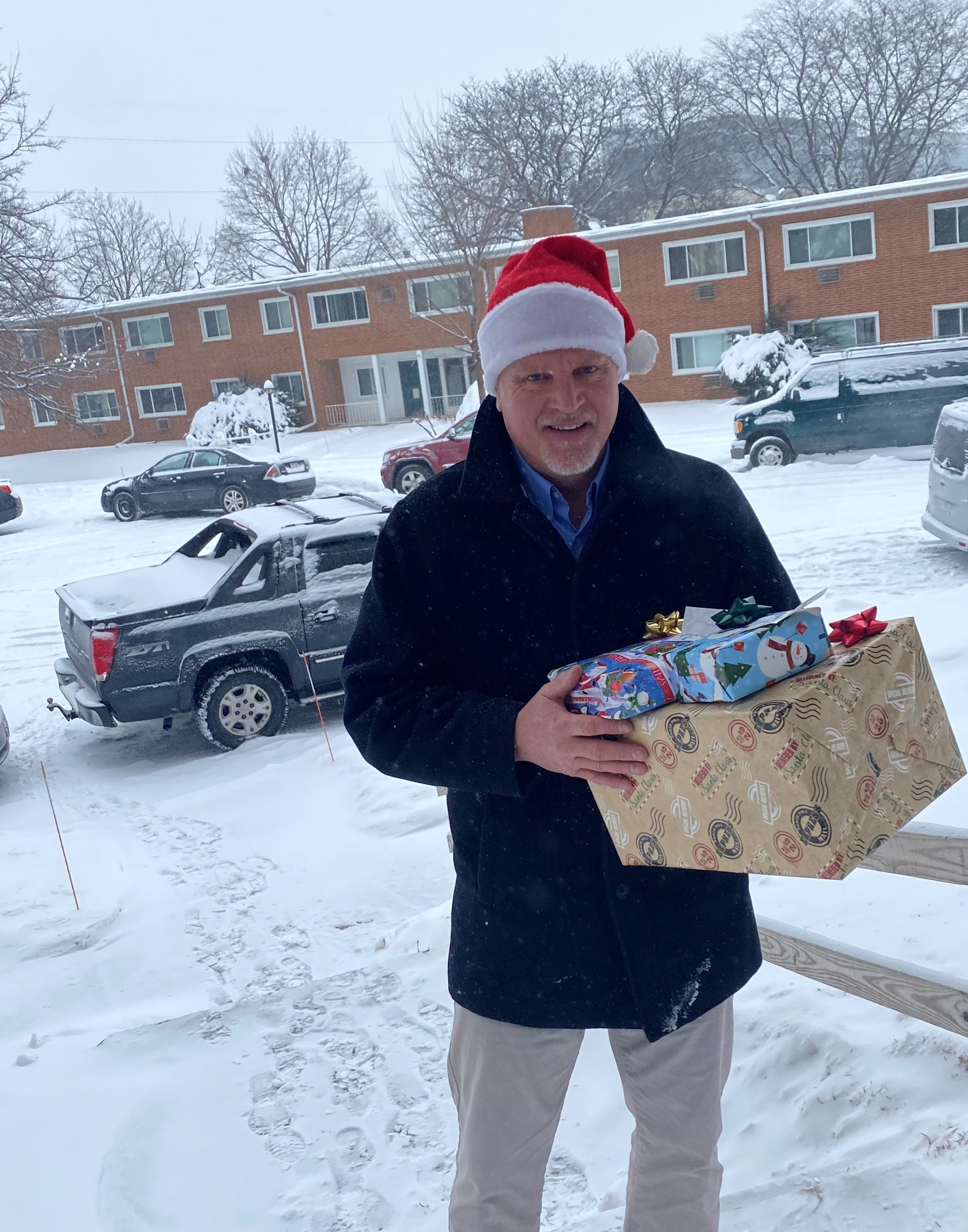 delivering at apt me santa cause 2022